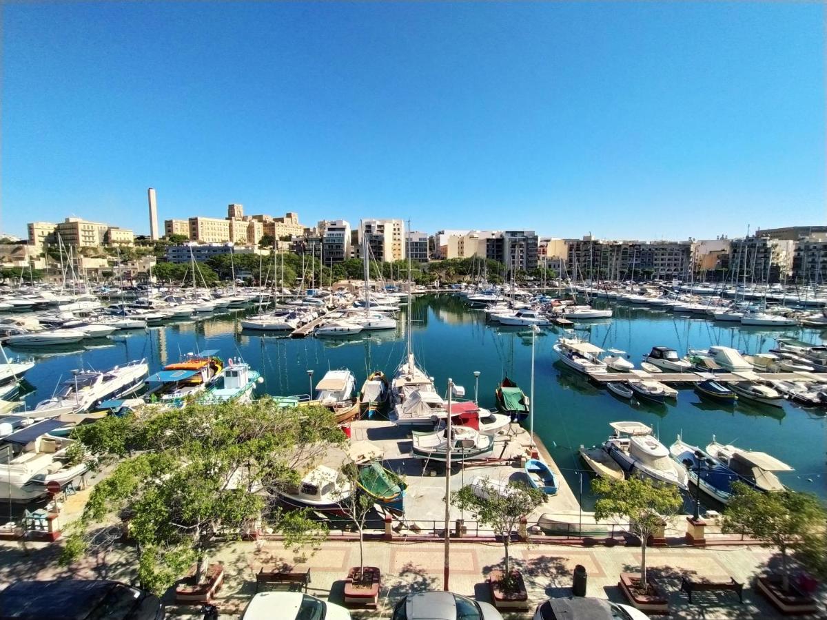 2 Bedroom, Bright & Central Top Floor Apartment - 5 Msida Exterior photo